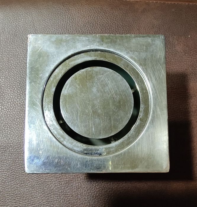 Італійські душовий трап  TEA 120*120 мм