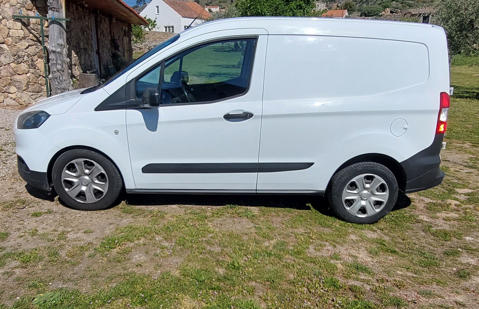 Ford courier 2019