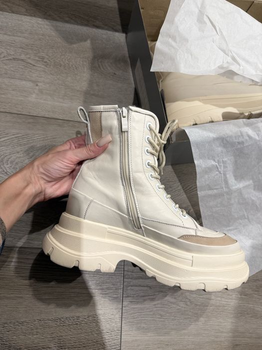 зимові шкіряні черевики 39р.