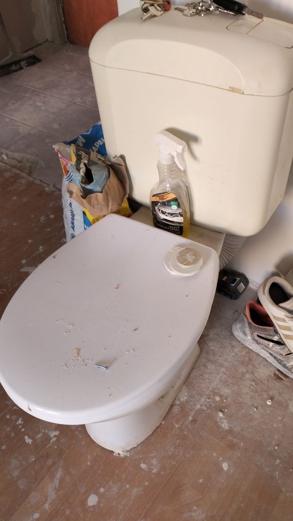 Oddam WC kompakt
