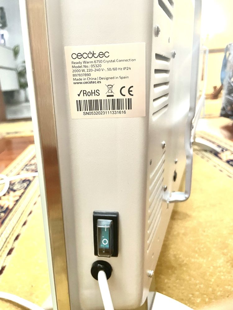 Cecotec  de baixo consumo- Ready Warm 6750 Crystal Connection.