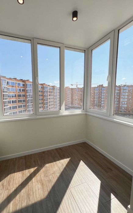 Продается 2 комнатная шикарная квартира в ЖК "Лазурный".