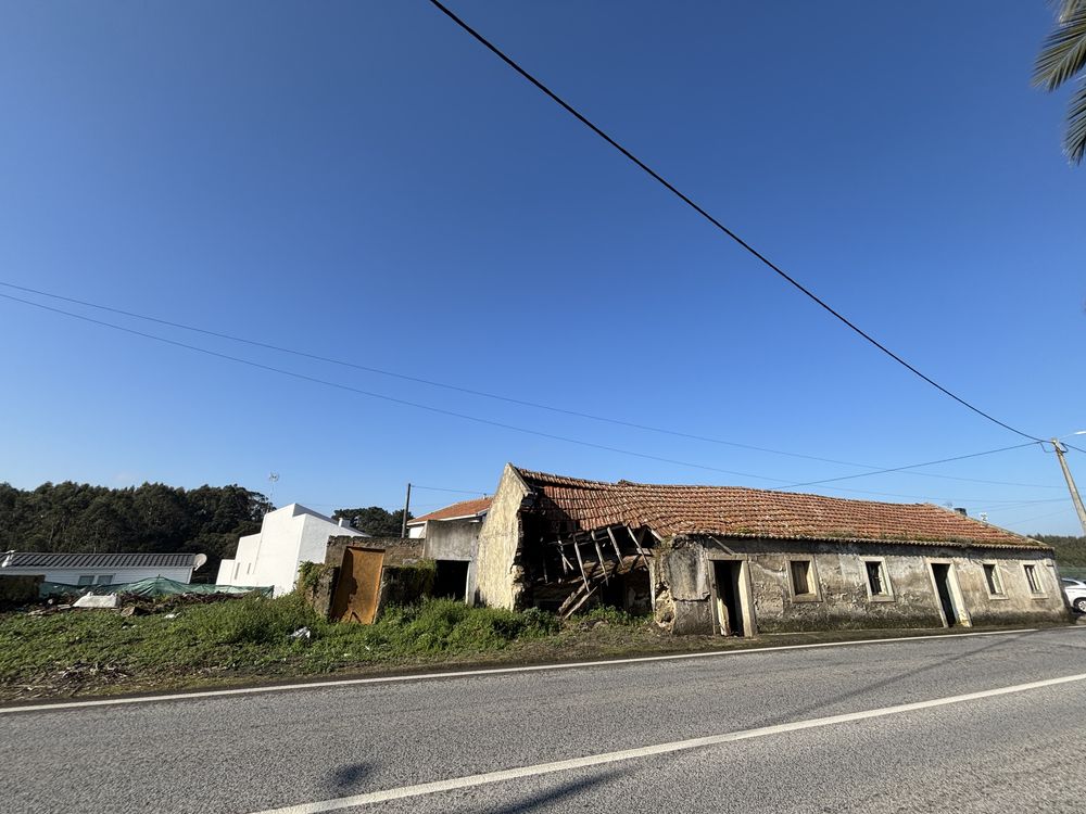 Vivenda com implementacao de 191m2 e lote de 431m2