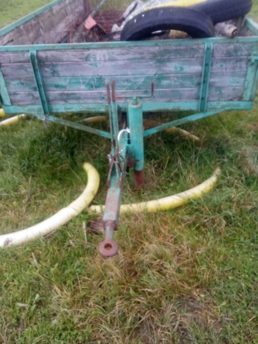 Sprzedam rozrzutnik,przyczepa