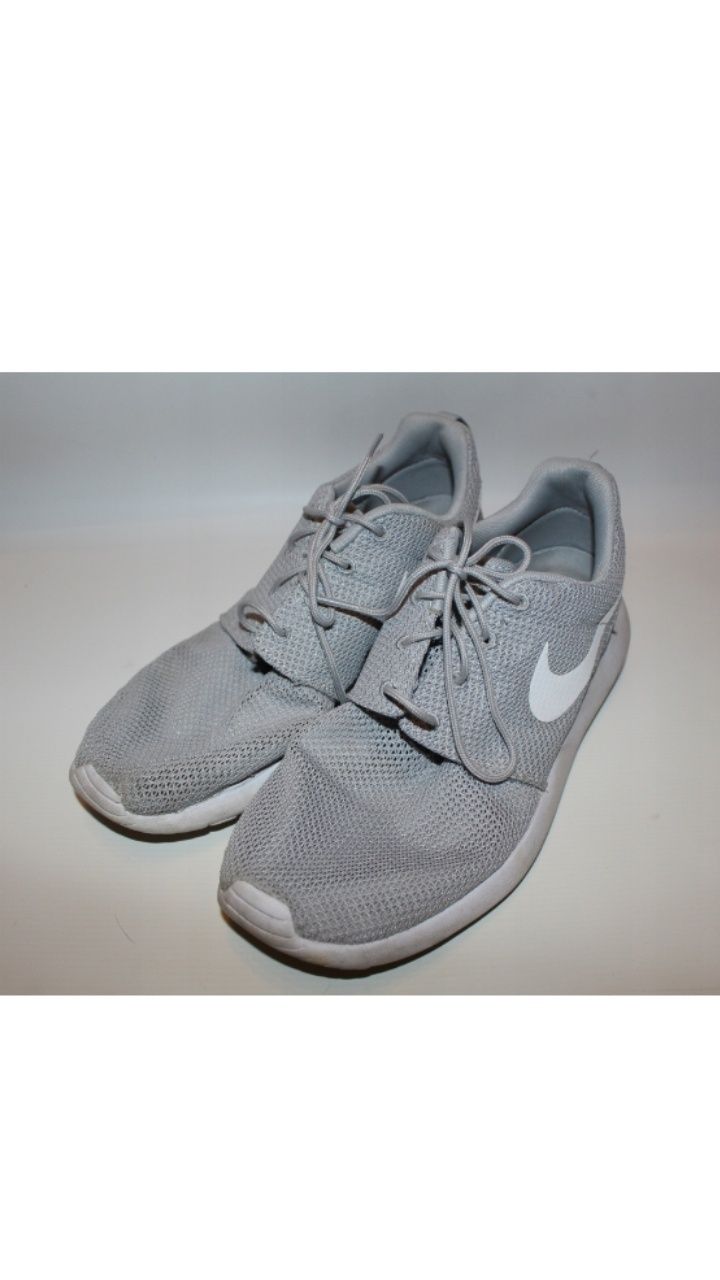 Buty Nike Roshe run szare rozmiar 44,5 lekko używane Koszalin