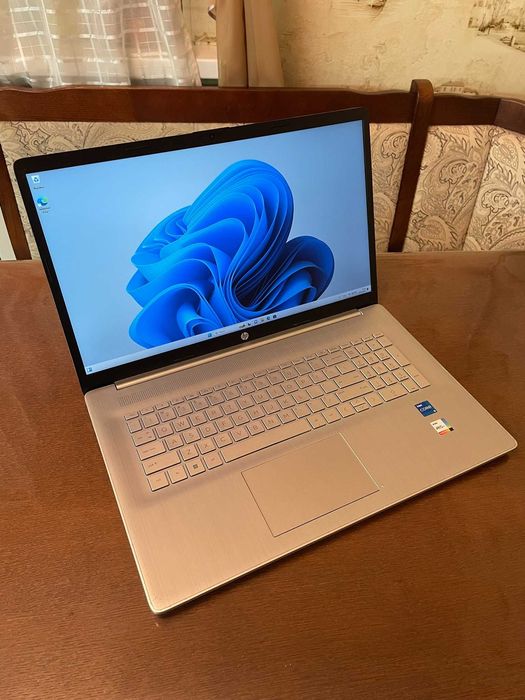 Ноутбук 17" FHD IPS HP 17-cn1053cl (i5-1155U/12Gb/SSD 256Gb/Iris Xe)