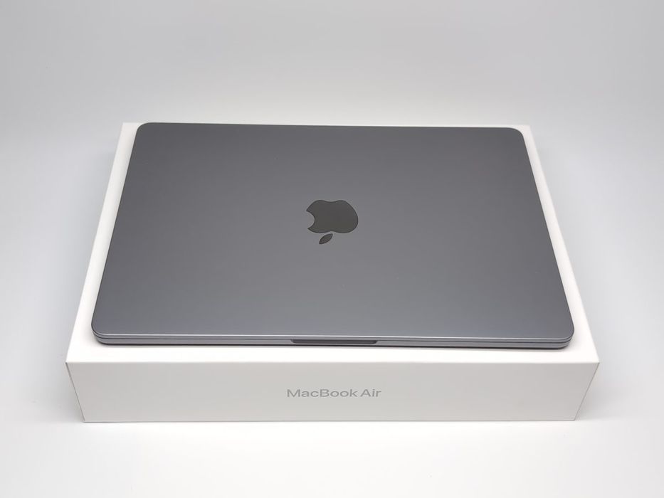 Apple MacBook Air 2022 | A2681  | 8/256SSD | j.NOWY
