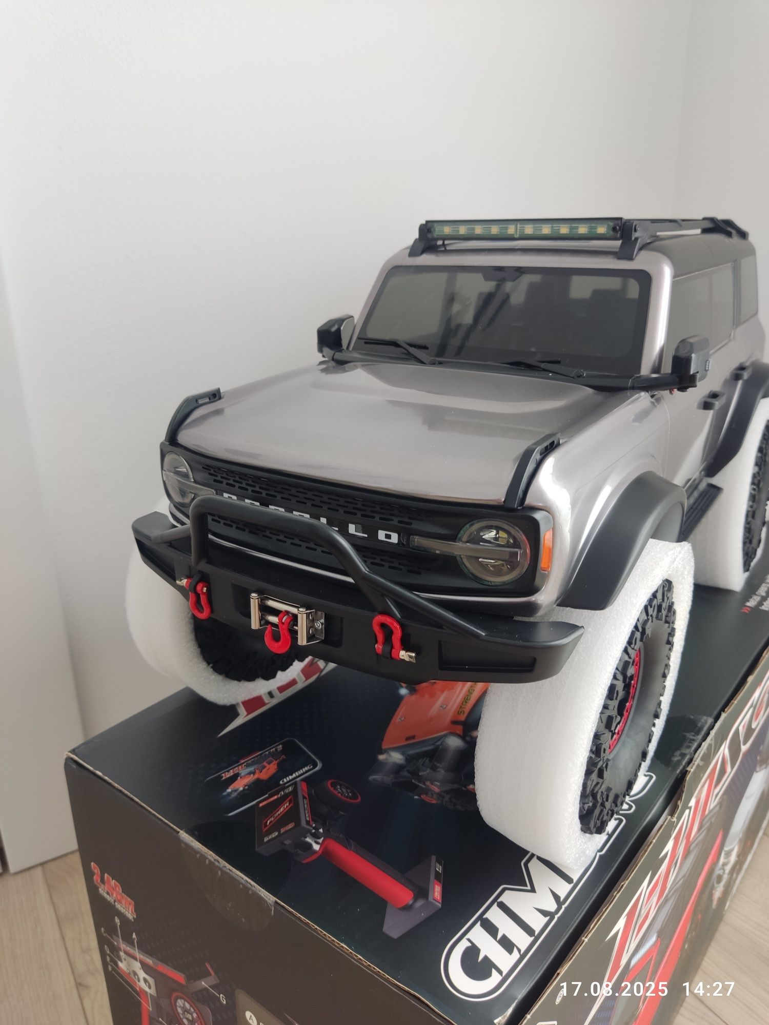 RC crawle wltoys  1/10 4x4