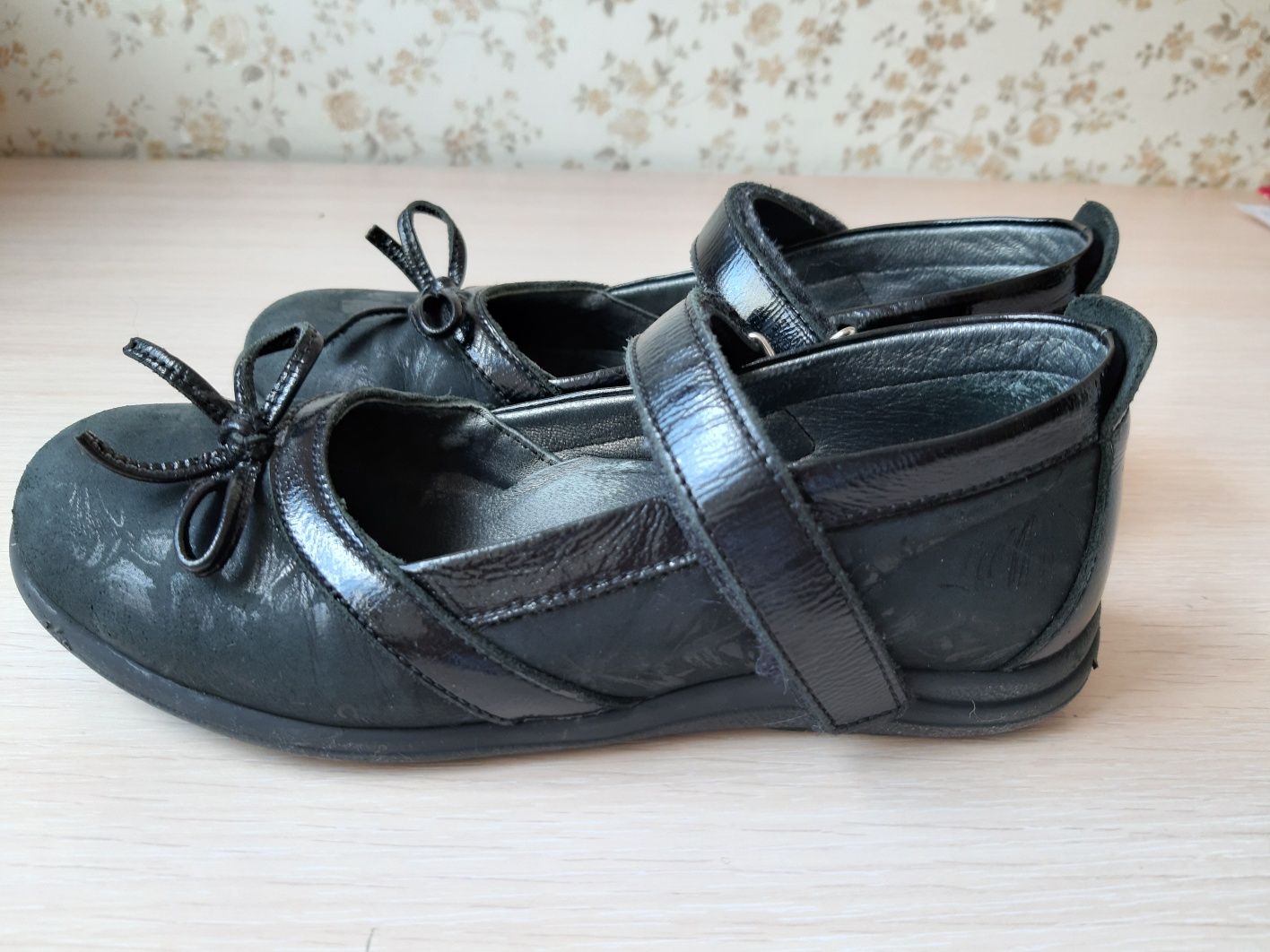 Шкільні ортопедичні туфлі  для дівчинки