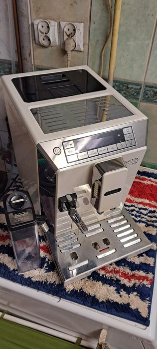 Ekspres automatyczny Delonghi eletta cappuccino top
