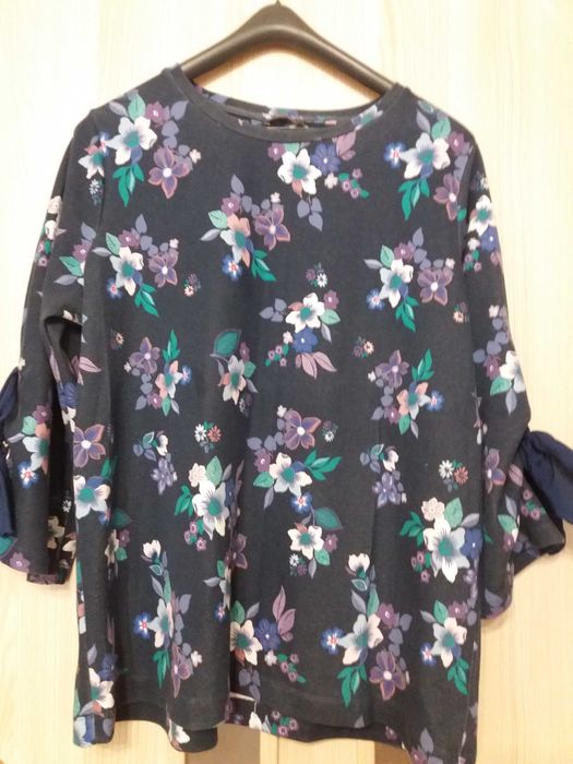 Bluza Firmy C&A. Bawełna. Rozmiar 44/46.