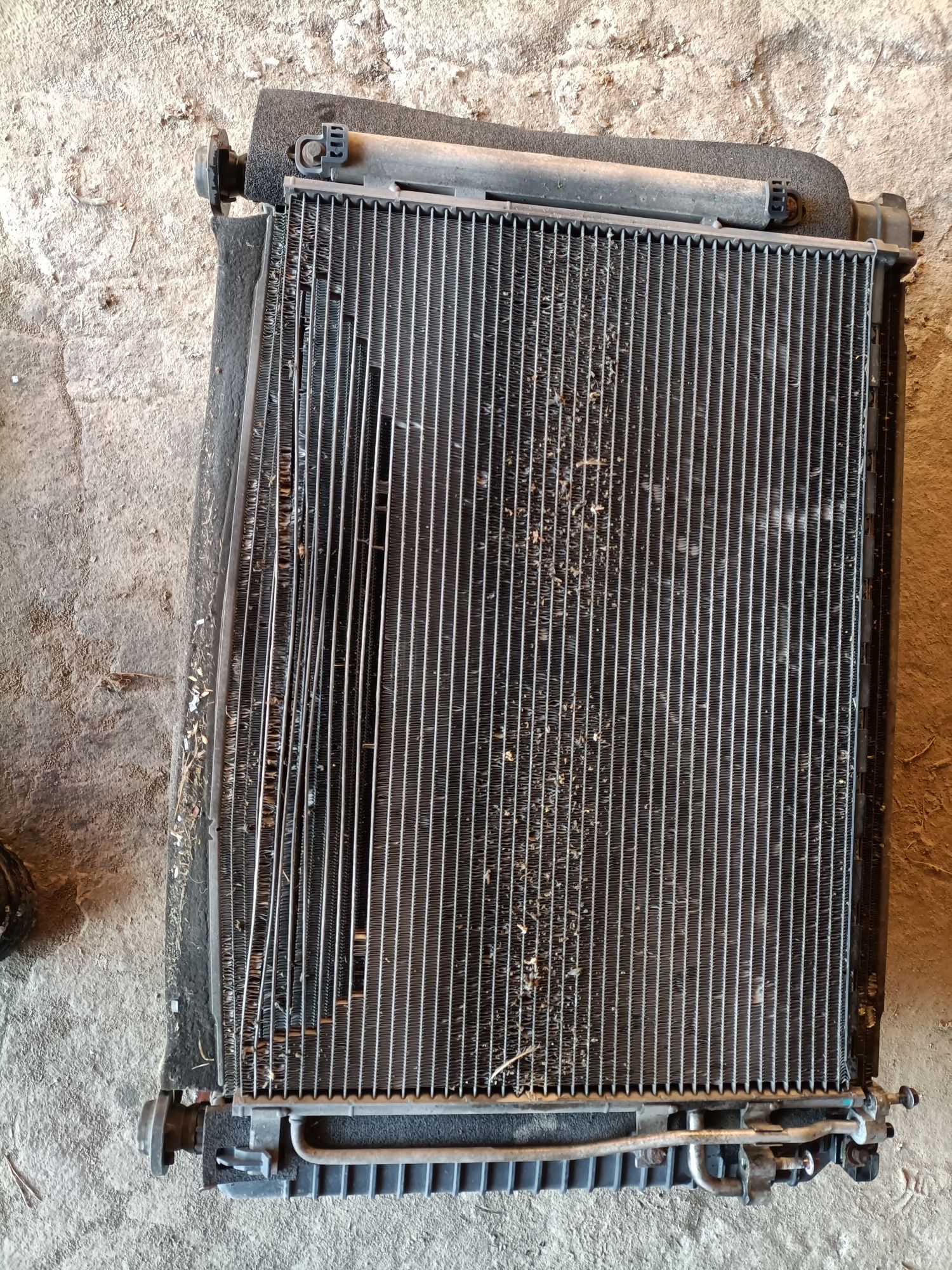 Chlodnice  z wentylatorami captiva 2.4 06-10r
