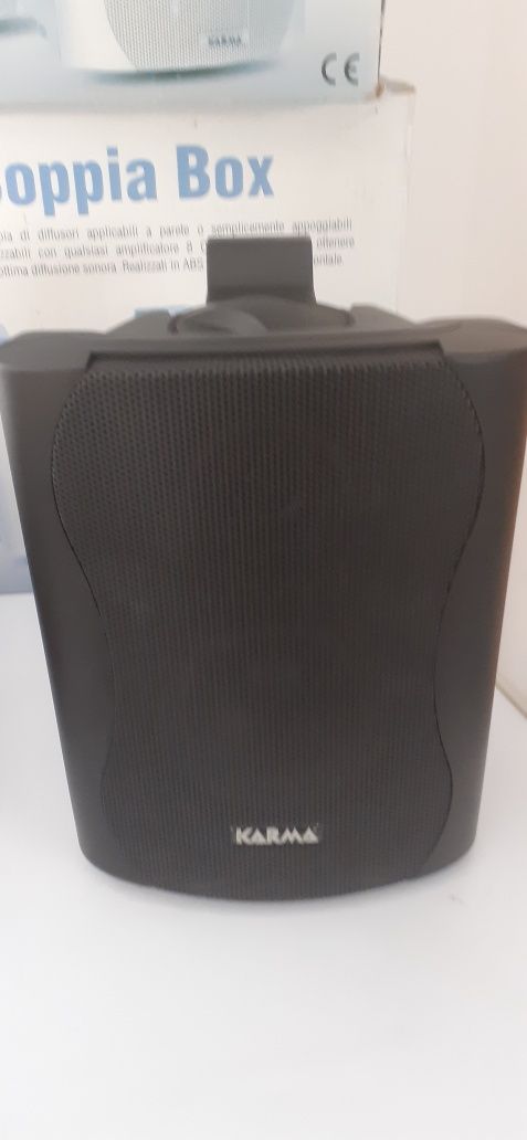 Amplificador som e 4 colunas Karma