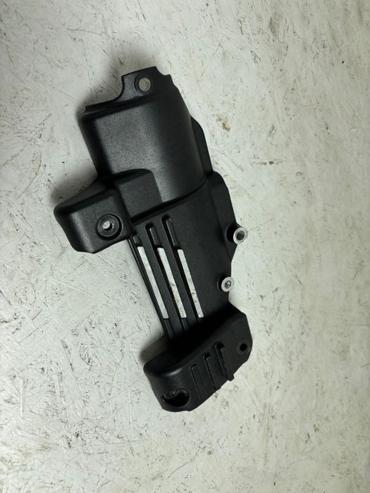 Triumph Rocket 3 R GT Osłona Aluminiowa Wypełnienie Rozrusznika