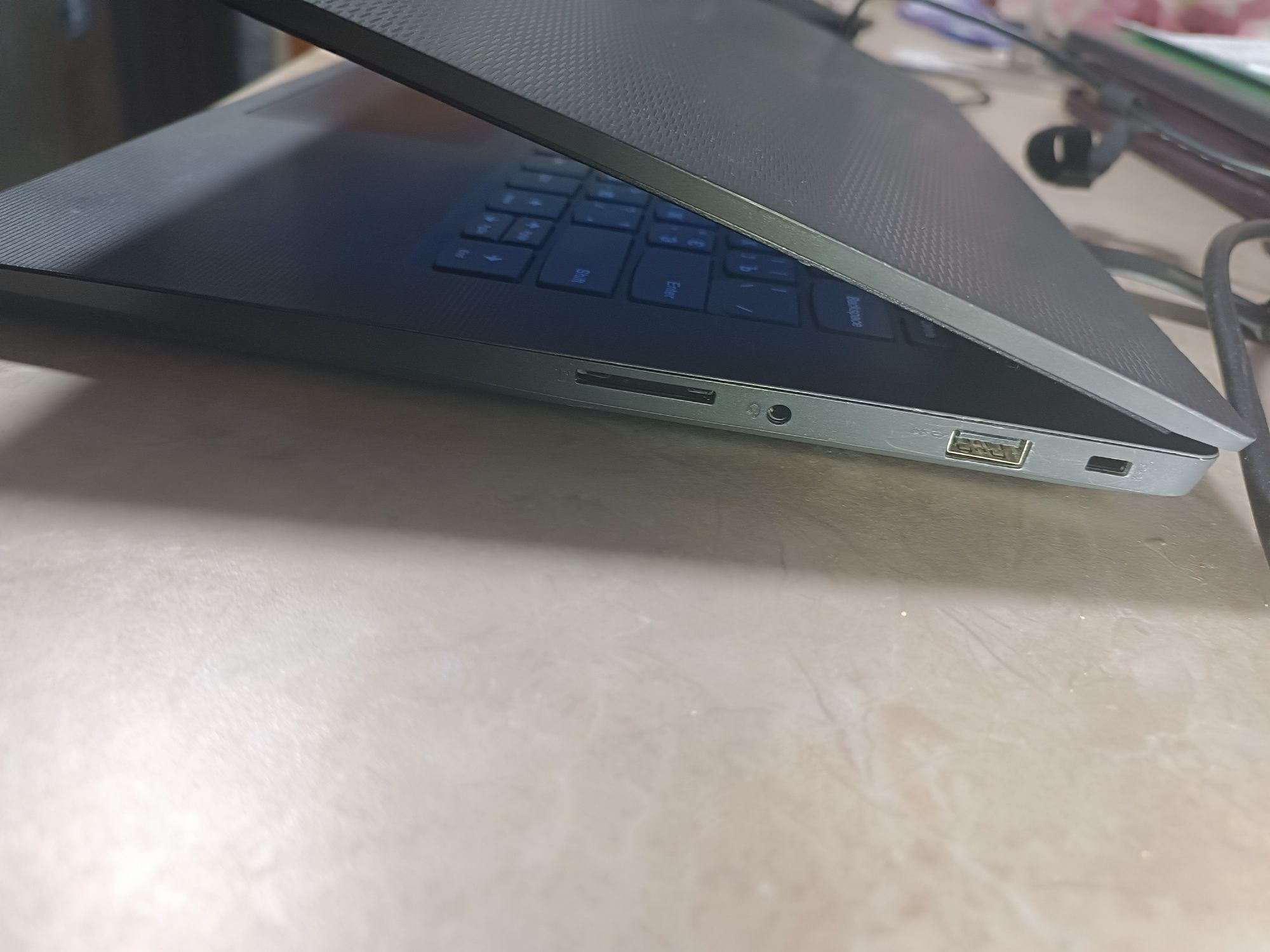 Ноутбук lenovo v130-14lkb