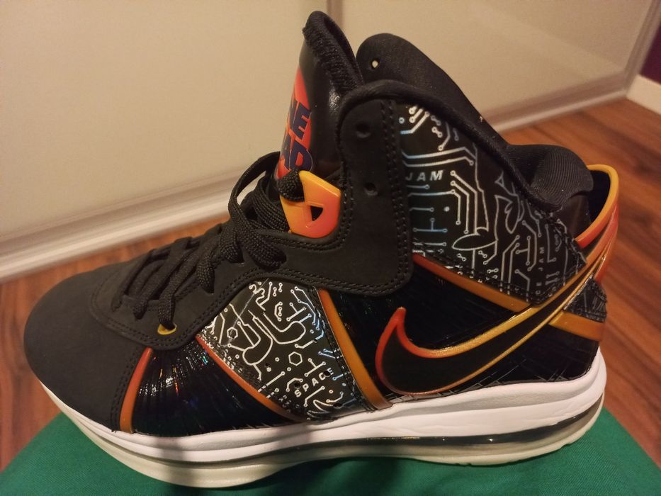 Nike LeBron 8 Space Jam