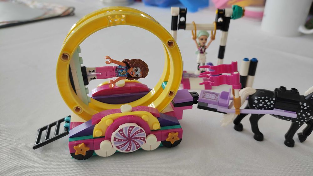 Klocki LEGO Friends 41686 Magiczna akrobatyka, 6+