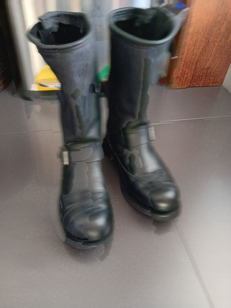 Botas Sendra tamanho 40