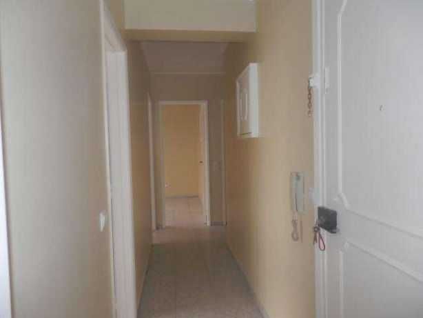 Arrendo T2 em Mem Martins