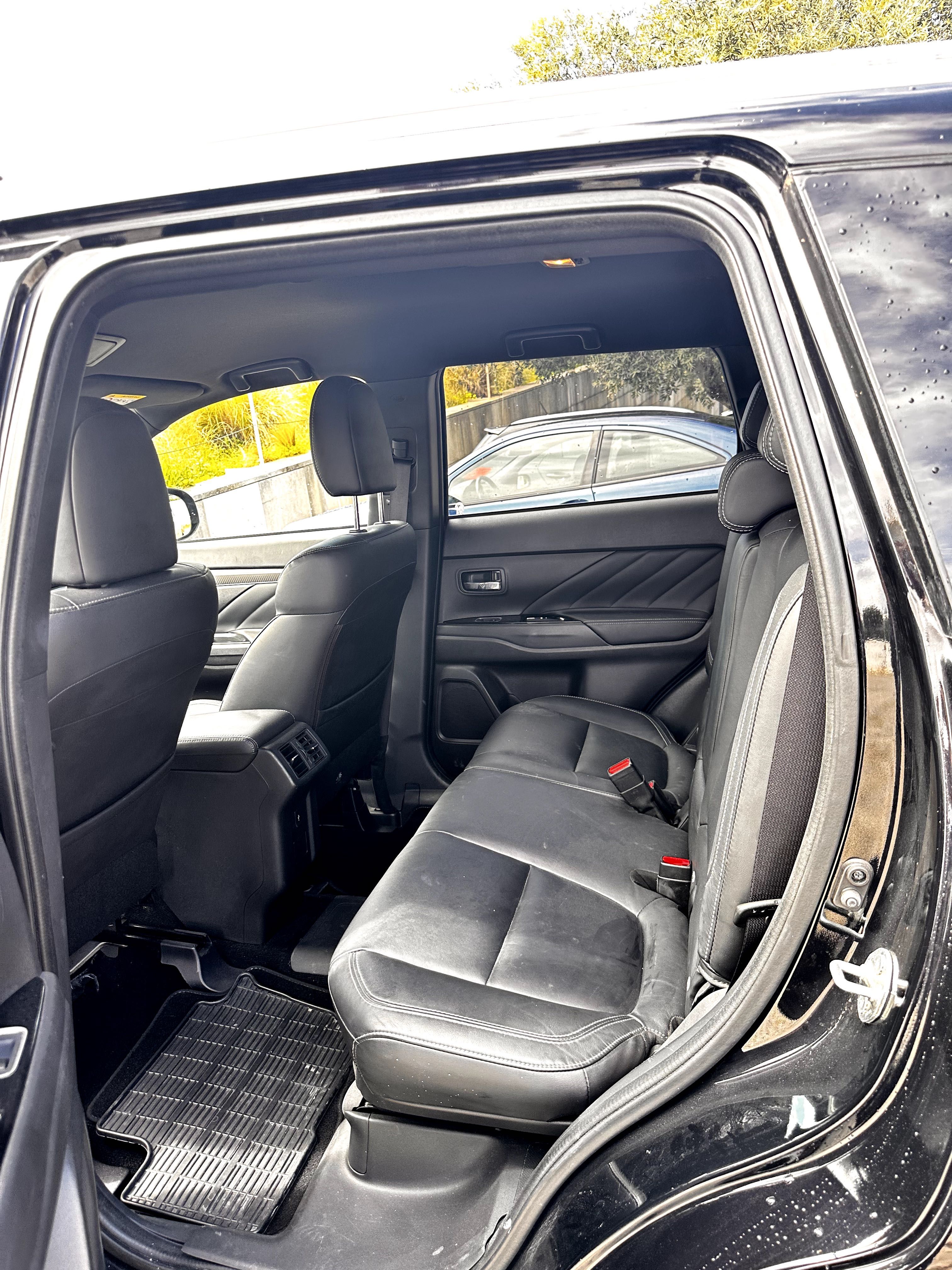 Mitsubishi Outlander PHEV