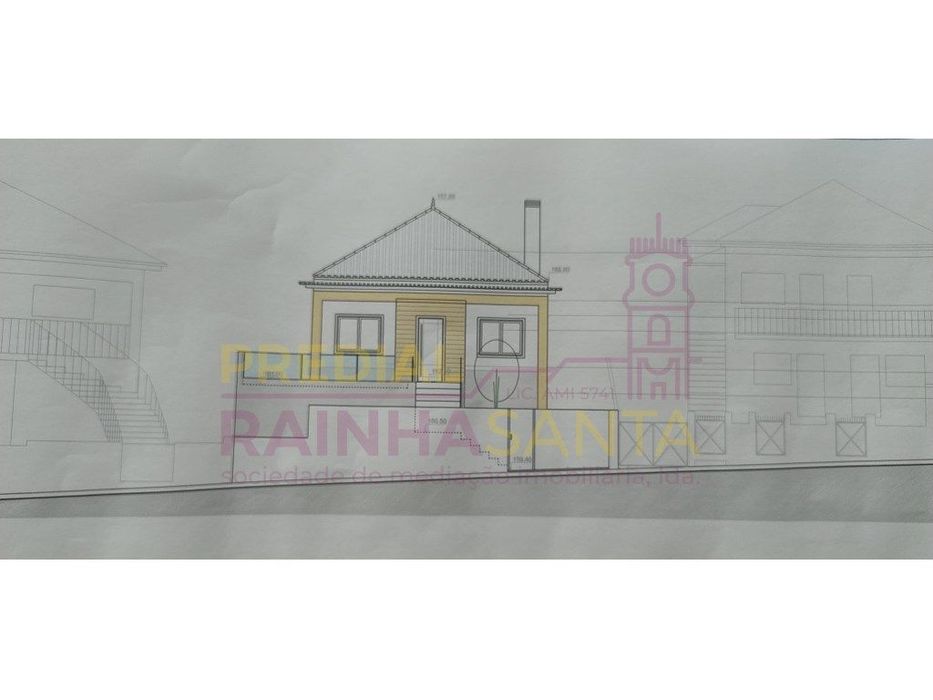 Moradia em reconstrução- Terreno para piscina. Coimbra