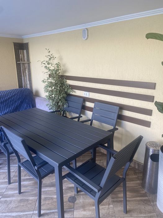 Сауна на дровах с бассейном и зоной отдыха.