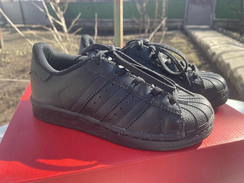 Adidas Originals - Дитячі Superstar 29 розмір