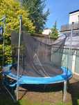 Oddam trampolinę