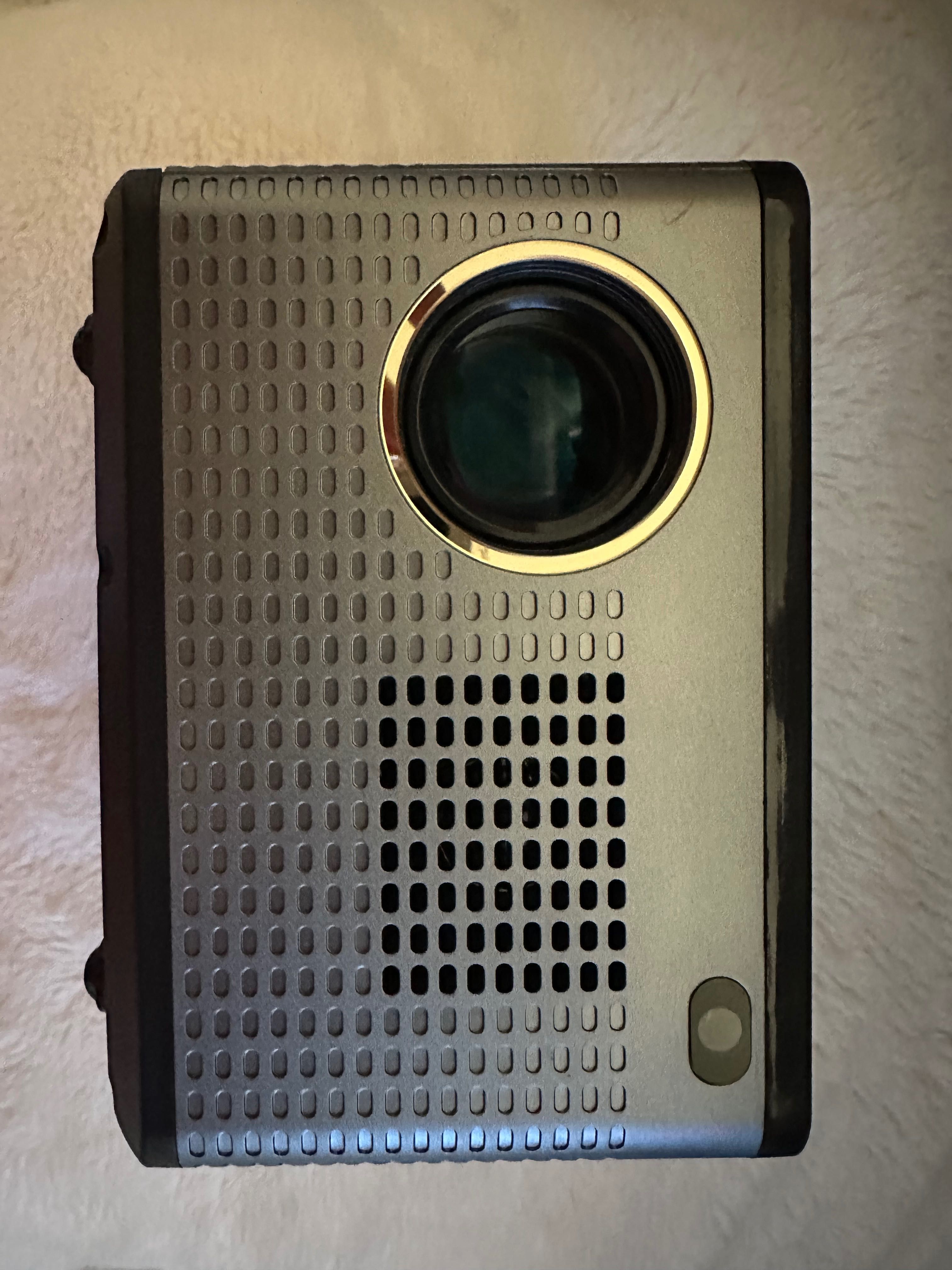 Projetor Profissional Ultra HD - Novo na Caixa
