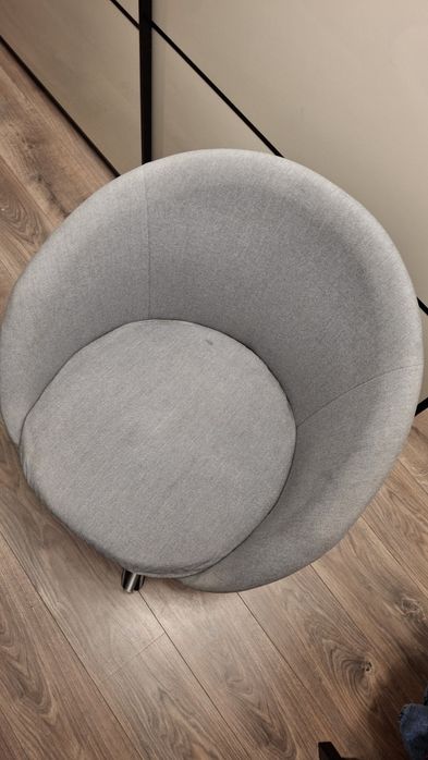 Krzesło obrotowe model Skruvsta, Ikea, szare,