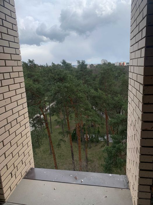 Продам простору 3-кімнатну квартиру з терасою - центр Ірпеня!