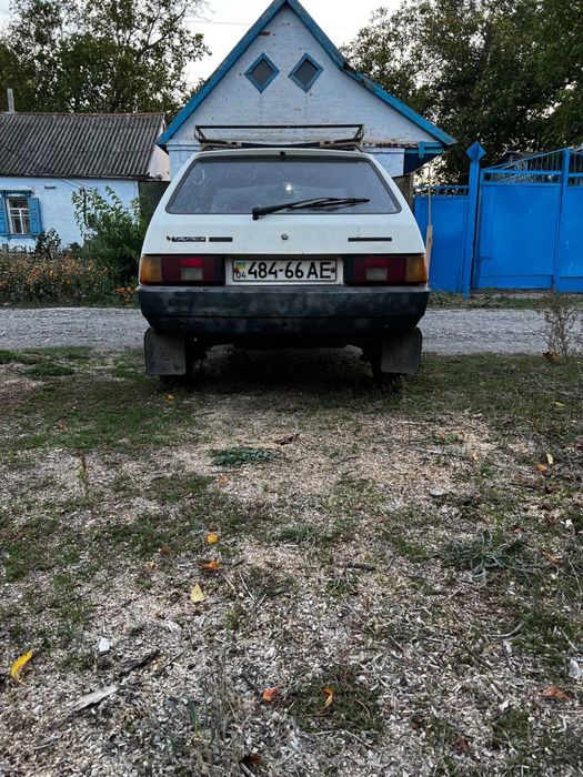 Продам легкову автівку (Таврія)