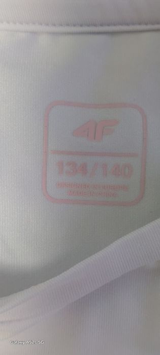Koszulka dziewczęca sportowa r. 140