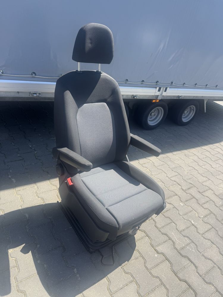 Vw Crafter fotel pneumatyczny Ergoactive masaż