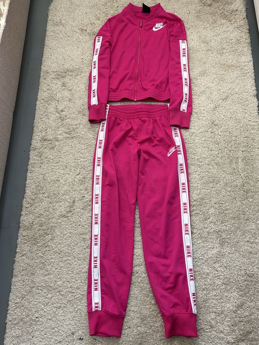 Костюм від Nike. Оригінал