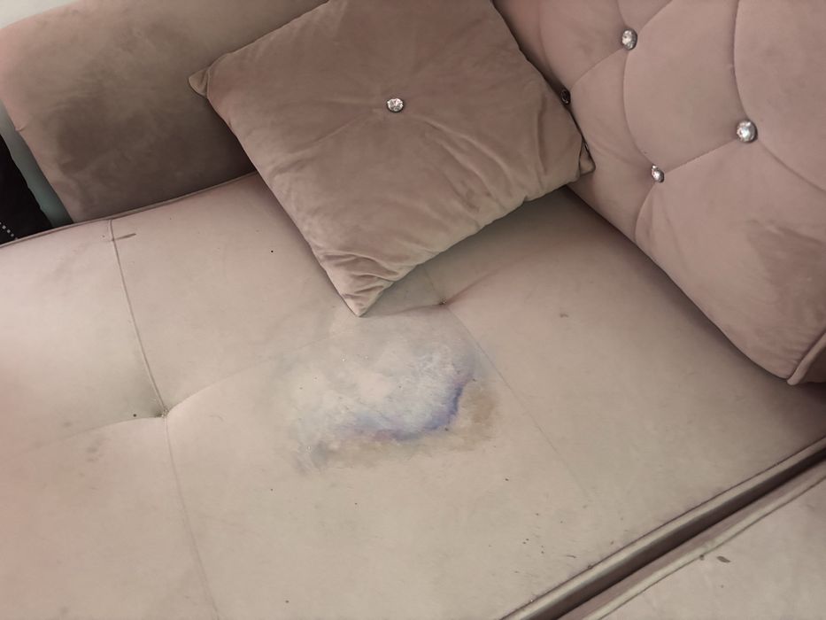 Naroznik pudrowy róż