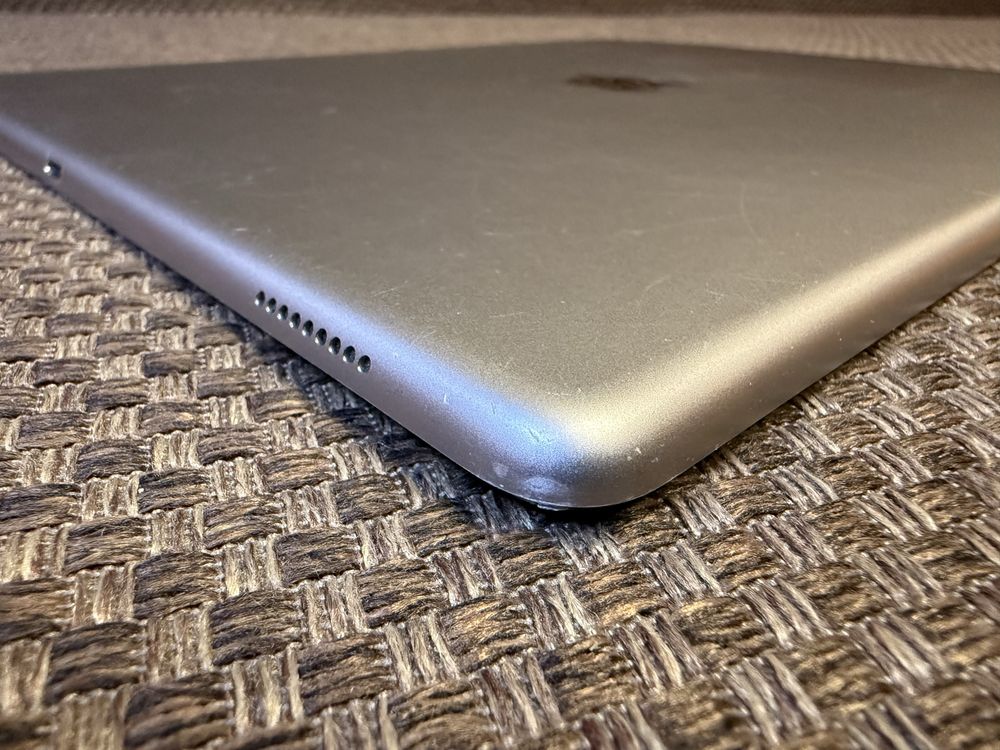 Продам IPAD PRO 12.9\128Gb\LTE -  A1652