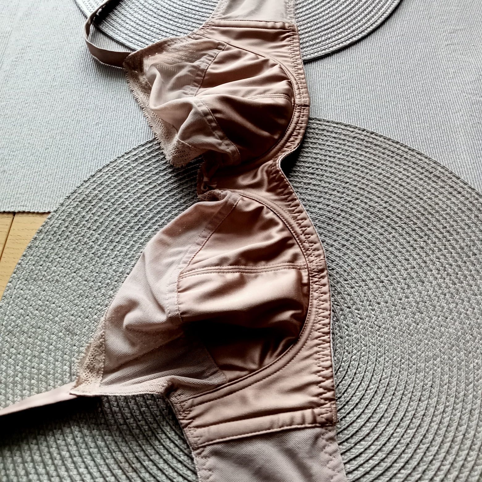 Biustonosz miękki Intimissimi 100C