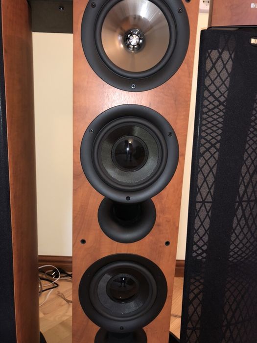 Черная пятница KEF IQ 90 60 10 Kube 2