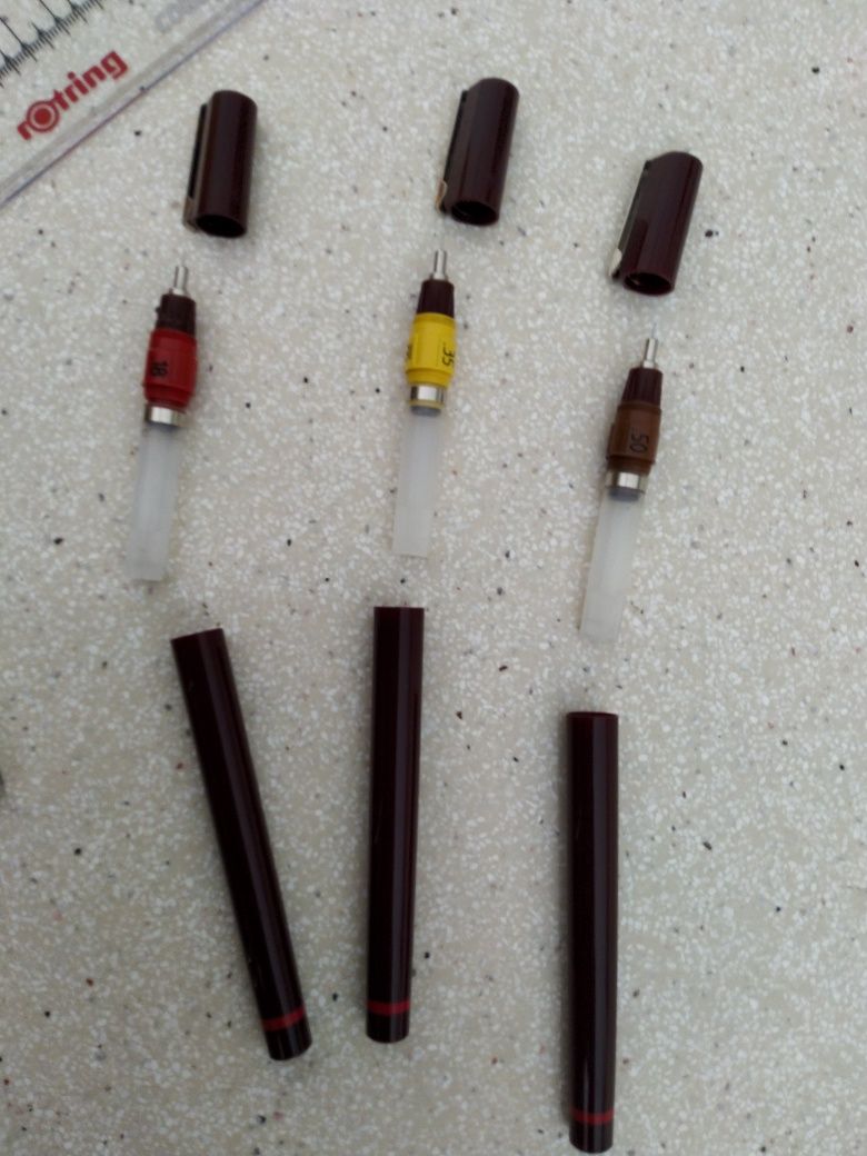 Estojo de desenho rotring usado, incompleto - ver descrição