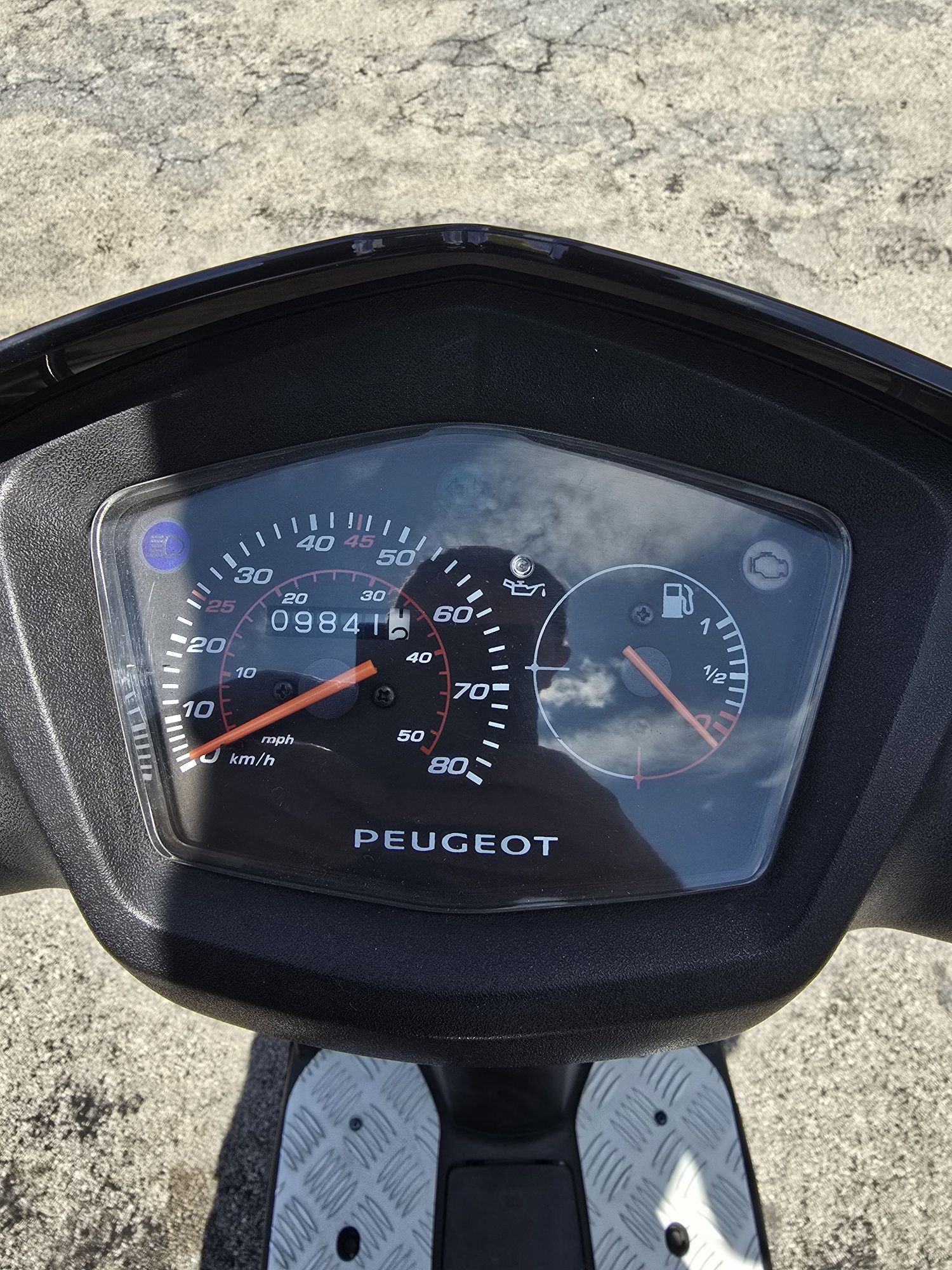 Peugeot Kisbee 50 2T black edition