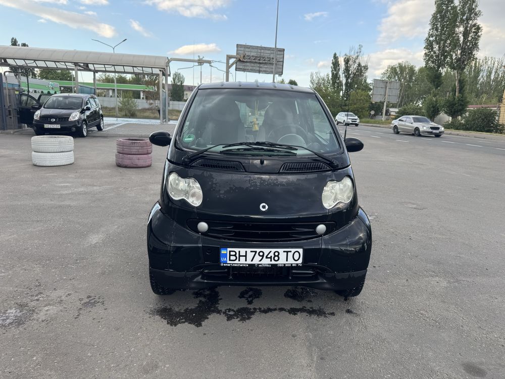 Автомобіль Smart ForTwo
