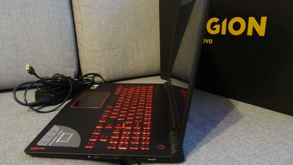 LENOVO Y520 i7 7700HQ 8GB ram GTX1050 | SSD 240GB + HDD 1TB pudełko FV
