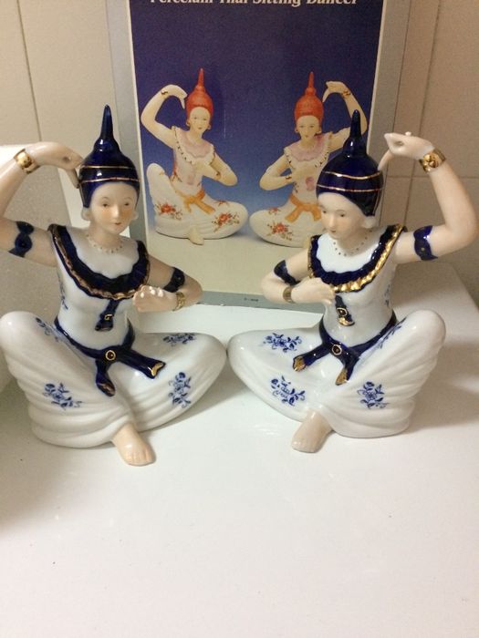 Figuras em porcelana chinesa, pintadas á mão