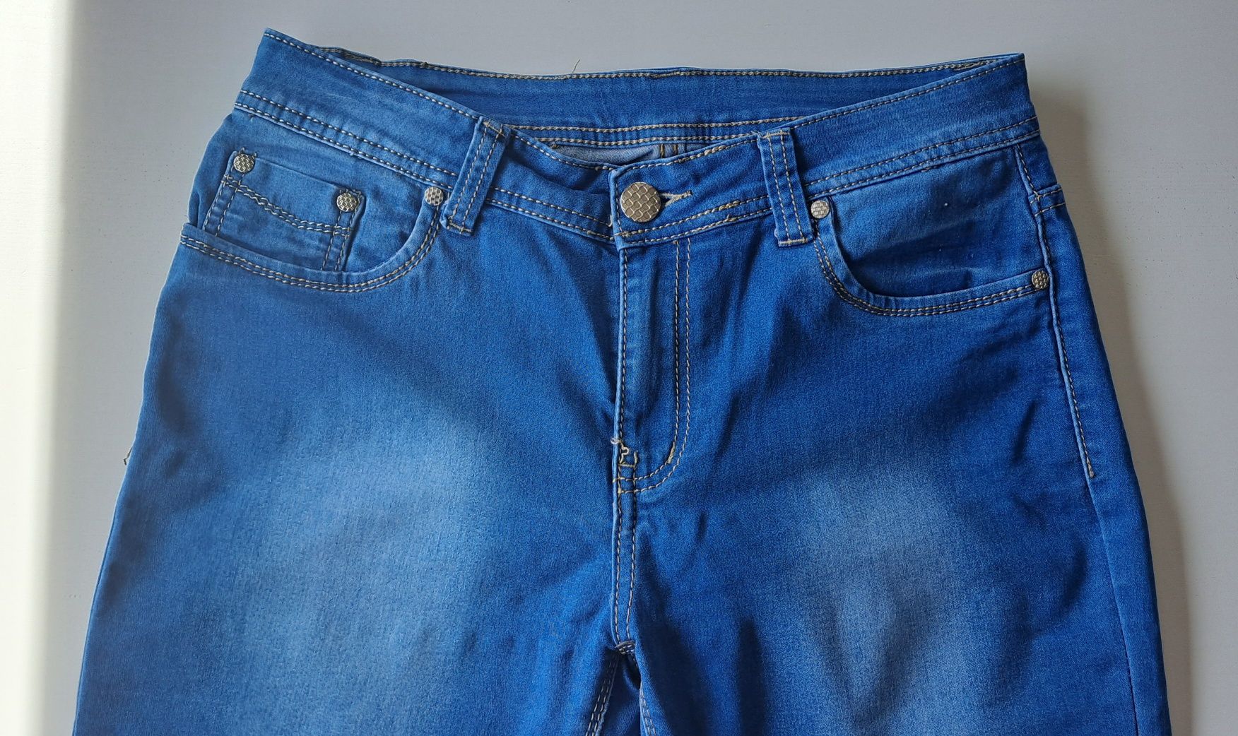 Damskie spodnie jeansowe BB.S Jeans rozm. 38