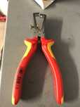 Knipex do odizolowania szczypce obcinaczki
