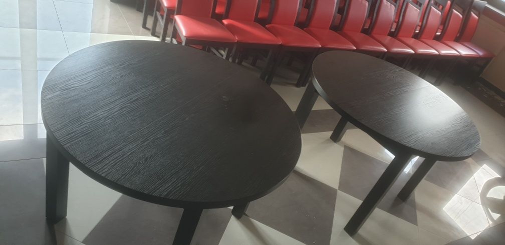 Meble do restauracji krzesła stoły