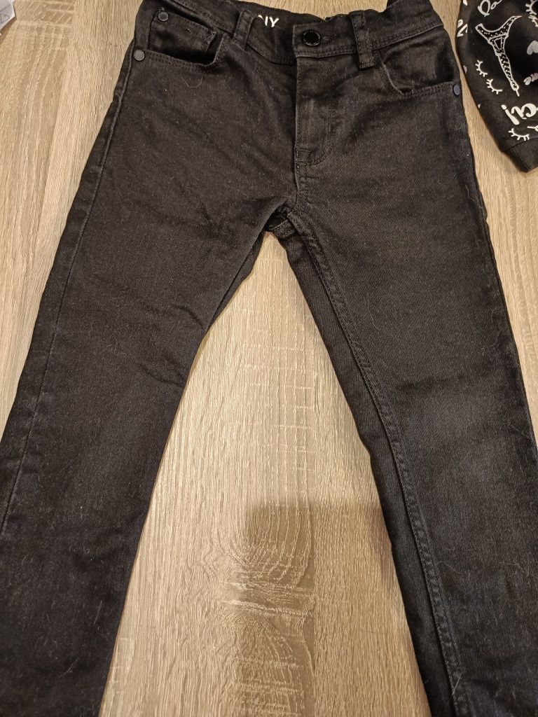 Czarne jeansy 110 next