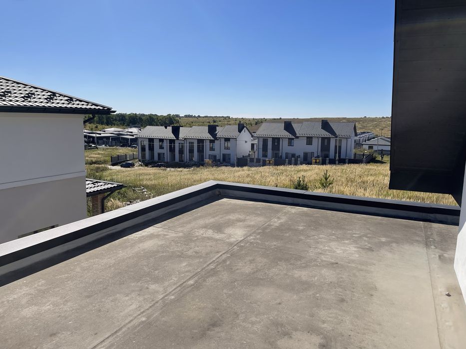 Продам Будинок в місті 10 сот землі Макарова 3-тя поліклініка