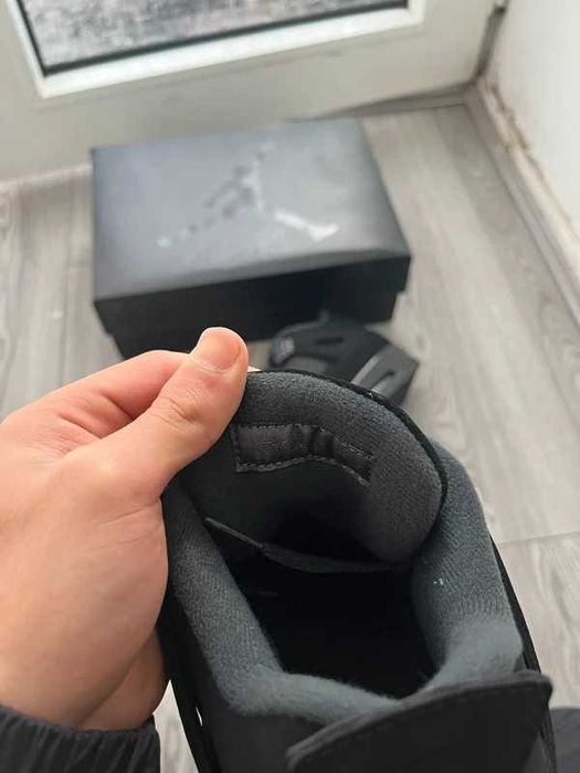Buty damskie Trampk Jordan 4 Retro Black Cat R.46